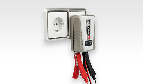 Charge Box 0.8 in der Steckdose