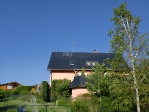 PreVent Black 300 Windgenerator auf dem Dach