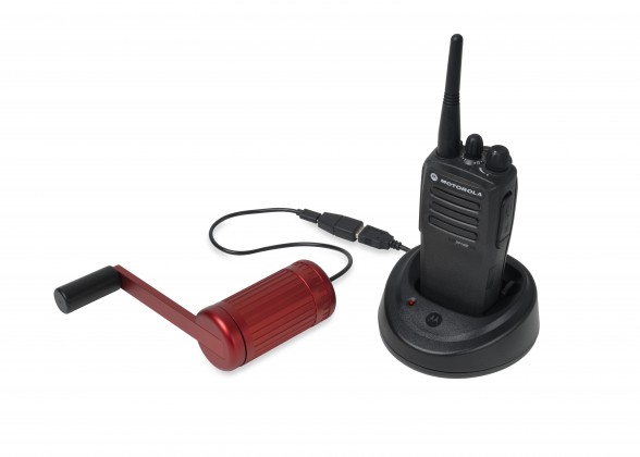 Infinite Orbit lädt Funkgarät Infinite Orbit - USB-Charger mit Handkurbel