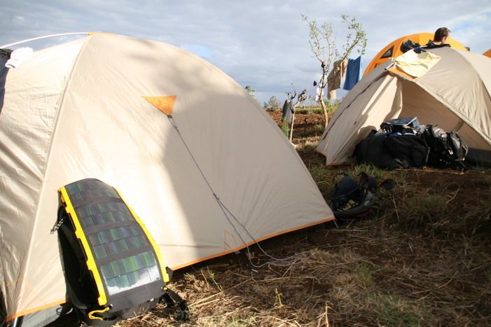 SolarClaw 6,5Wp am Zelt