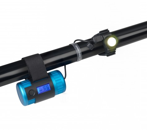 Powermonkey Explorer 2 mit Lightmonkey